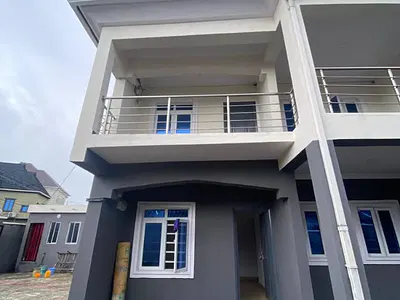 Beautiful Spacious 1 Bedroom (Room & Parlor) Apartment