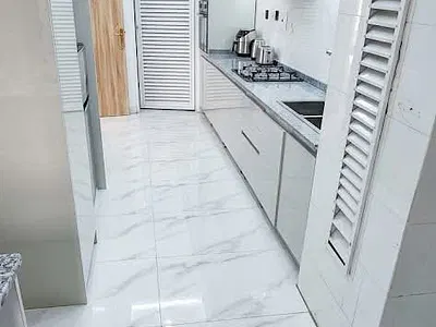 Luxury Waterfront 3 Bedroom Apartment