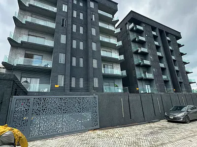 Cheapest Luxury 3 Bedroom Flat Apartment with BQ