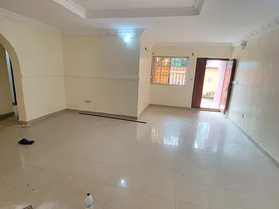 Standard and Spacious 3 Bedroom Flat
