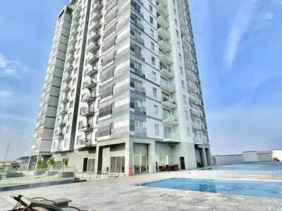 Well Finished Fully Serviced 2 Bedroom Apartment with a Room BQ