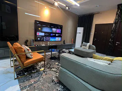 Luxury Fully Furnished 2 Bedroom Apartment