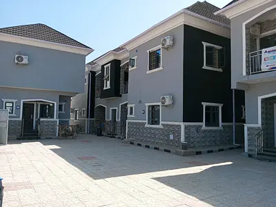 2 Bedroom Flat