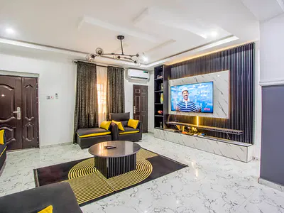 Cave 3 Bedroom Apartment