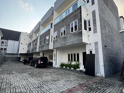 Exquisitely Finished 4-Bedroom Terrace