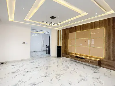 Modern 5 Bedroom Detached Duplex