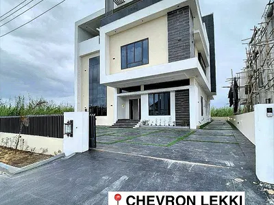 Modern 6 Bedroom Detached Duplex