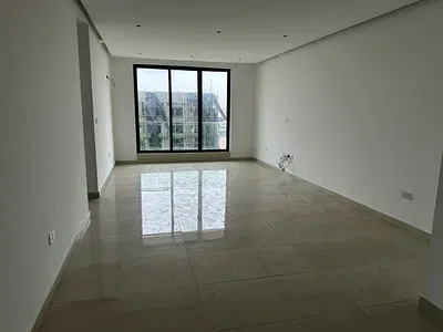 Very Spacious, Newly Built 2-Bedroom Flat (Fully Serviced) with 1 BQ