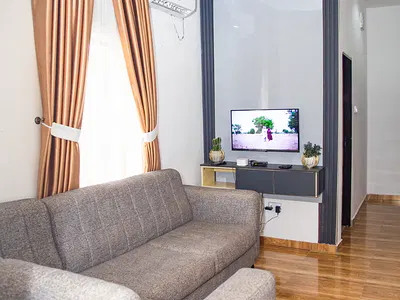 Halt 1 Bedroom Apartment