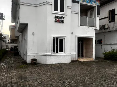 Spacious 5 Bedroom Detached Duplex with BQ, Pool