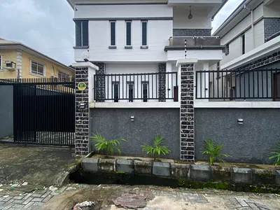 4 Bedroom Fully Detached with BQ
