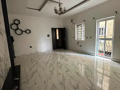 Spacious Standard 3 Bedroom Apartment