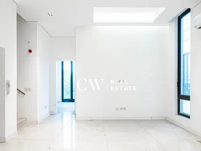 5 Bedroom Detached House in Ikoyi