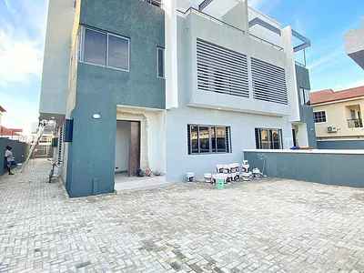 4 Bedroom Semi Detached Duplex