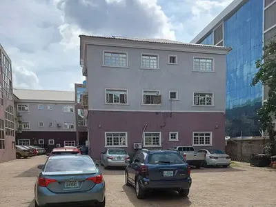 15 Two Bedroom, 27 One Bedroom, All Rooms Ensuites in Gudu