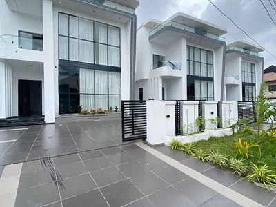 Luxury 4 Bedroom Fully Detached with BQ