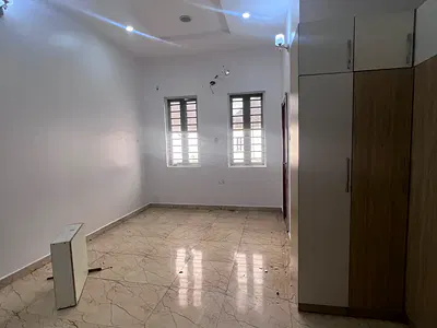 Luxurious Room Shared Apartment