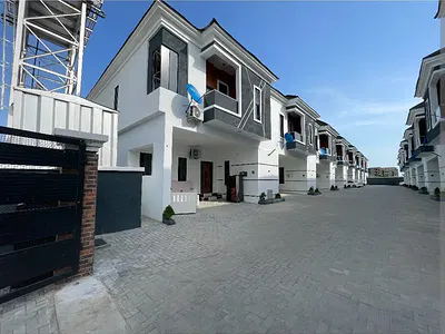 Stunning 4bedroom Terrace Duplex with a BQ and a Pool