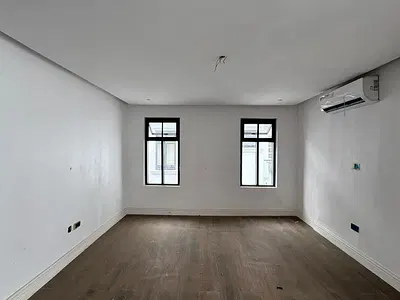 Exquisitely Finished 4 Bedroom Fully Detached Duplex