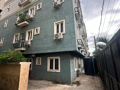 Direct - 3 Bedroom Flat