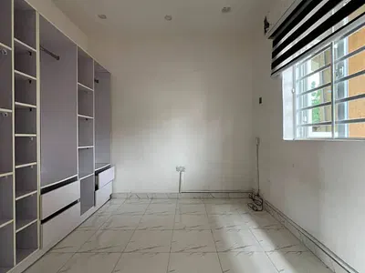 Mini Flat (First Floor Unit)
