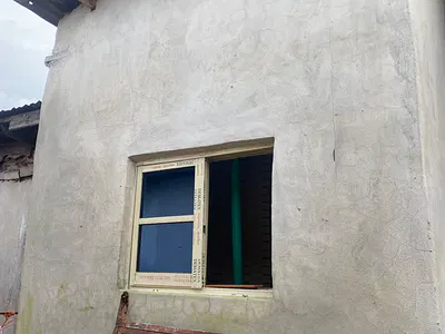 Newly Refurbished Room Self Contain with Pop and Band a Light