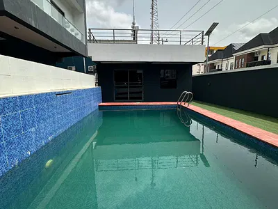Luxury 2bedroom Apartment at Lekki