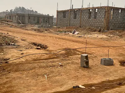 500 Plot of Land