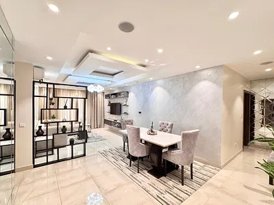 Luxury 1-Bedroom Apartment