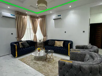 3 Unit of 2 Bedroom Apartments
