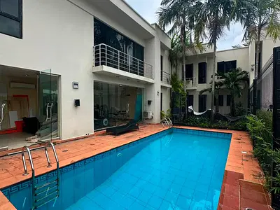 Newly Renovated 4 Bedroom Terrace Duplex with a BQ