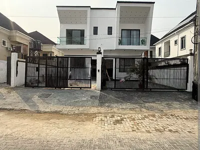 Excellent 4bedroom Semi Detached Duplex with a BQ