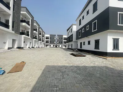 3-Bedroom Apartment
