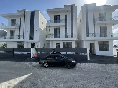 Top Rated Value 5 Bedroom Detached Home with BQ in a Serene Environmen