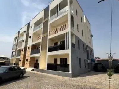 Luxurious Spacious 3bedroom En-Suite +BQ
