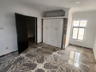 Renovated 3bedroom Detached Duplex Tarred Rd, Gated, Office/Resid