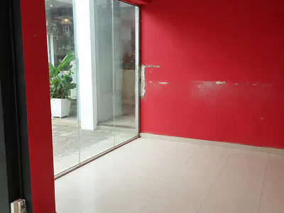Ground Floor Shop Space