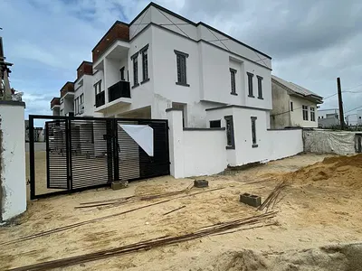 Topnotch 3 Bedroom Terrace Duplex Home in a Communal Living Place