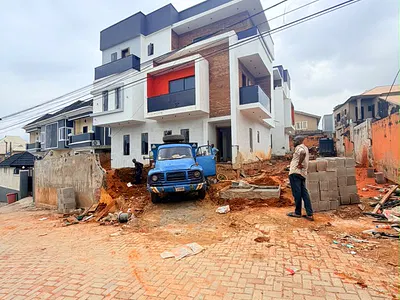 Exquisitely Built 5 Bedroom Fully Detached Duplex with BQ and a Cinema — GRA Phase 1, Magodo, Lagos