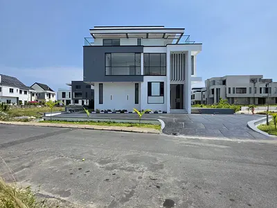 Brand New 5 Bedroom Semi Detached Duplex with Modern Features