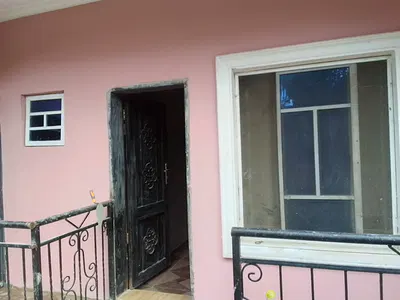 Newly Renovated 2 Bedroom Apartment