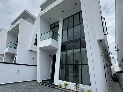 5 Bedroom Detached Duplex with Pool BQ Self Service