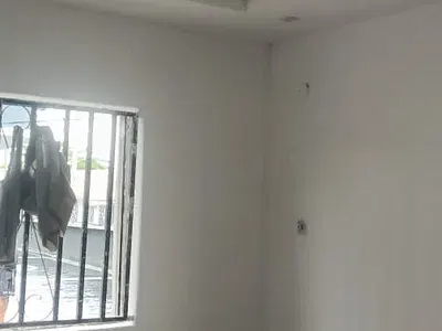 Newly Built Room and Parlor (Mini Flat), Very Close to the Express