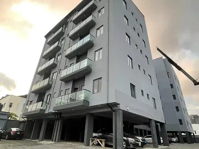 Luxury Newly Built 2bedroom with BQ . S Glee