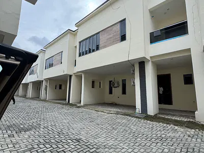 Fully Serviced 3 Bedroom Terrace Duplex