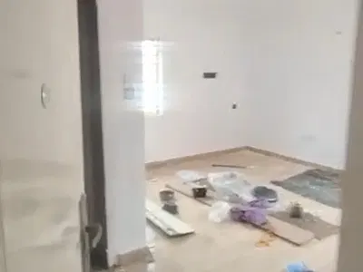 Decent and Spacious Mini Flat Upstairs