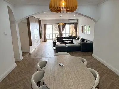 4 Bedroom Beautifully Furnished Waterfront Apartment