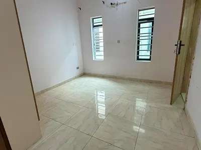 Mini Flat Upstairs
