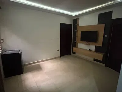 Service 2 Bedrooms Flat
