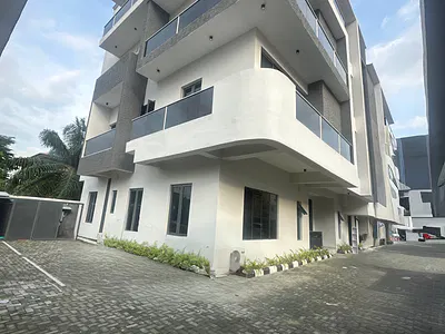 Serviced 3 Bedrooms Apartment with BQ